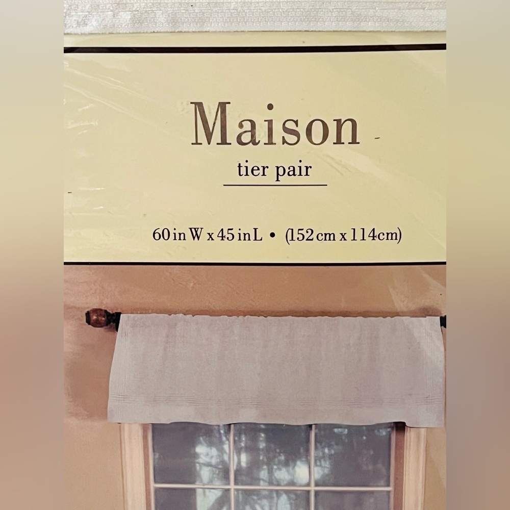 New Maison Pintuck Kitchen Window Tiers, Set of 2  60”x 45" In Off White - Picture 4 of 6